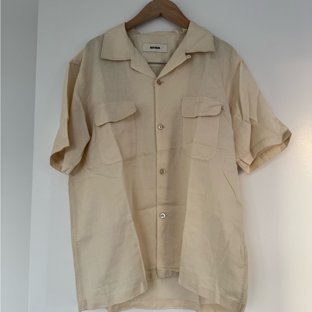 Buck Mason • shirt sleeve linen button up